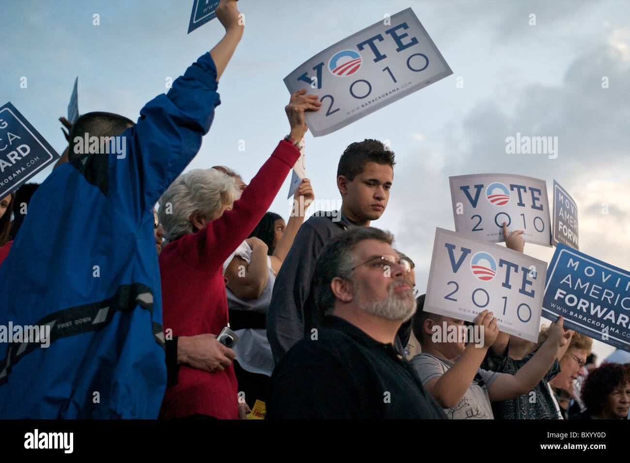Rally political hi-res stock photography and images - Alamy