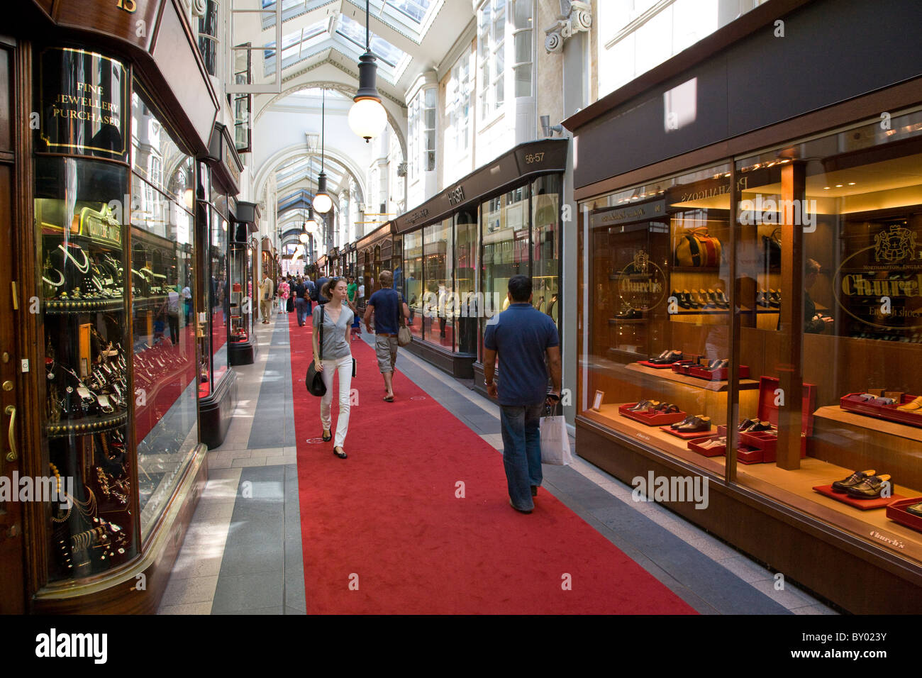 Burlington arcade entrance hi-res stock photography and images - Alamy