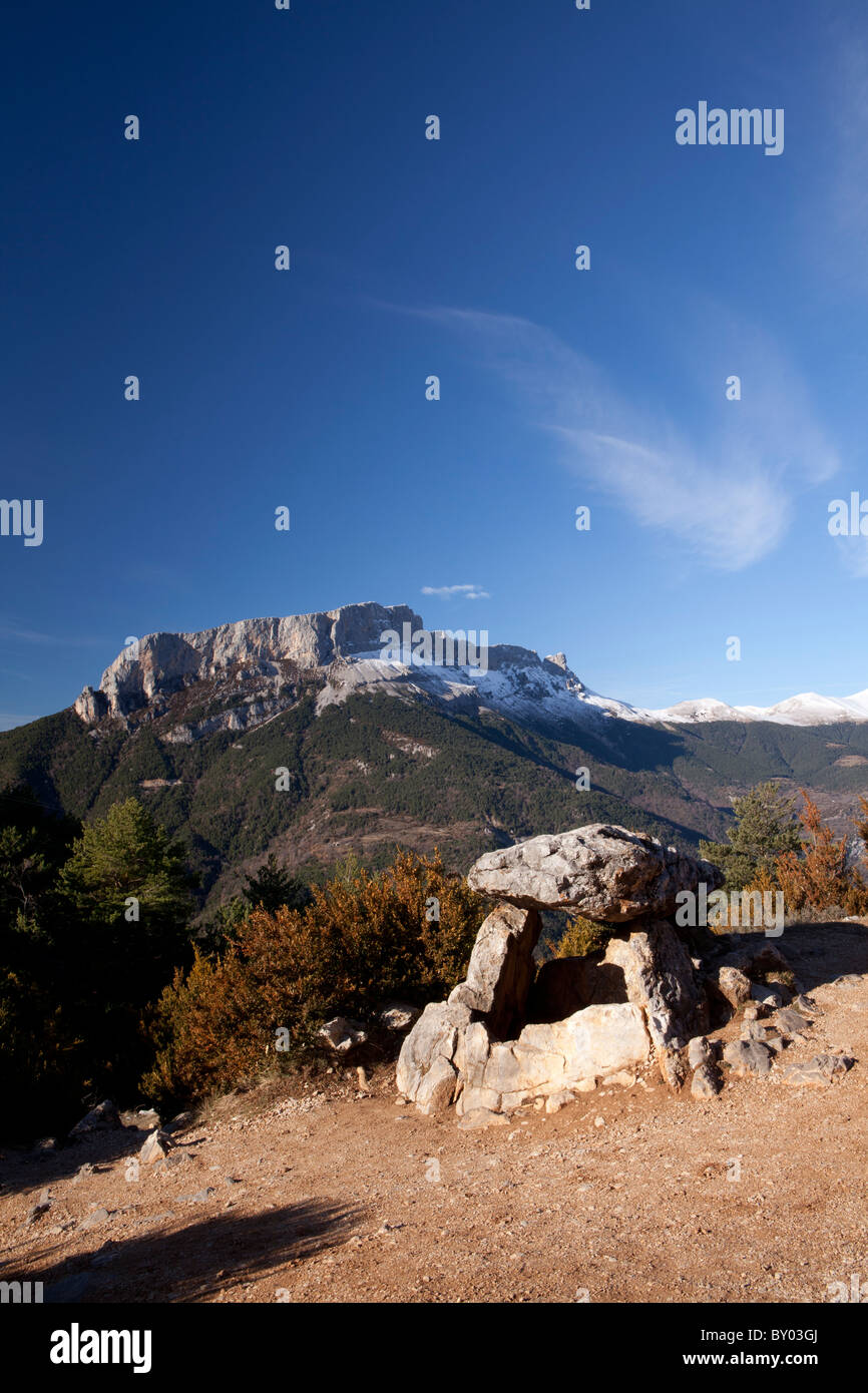 Dolmen of Tella and Castillo Mayor peak, National Park of Ordesa and Monte Perdido, Huesca, Spain Stock Photo