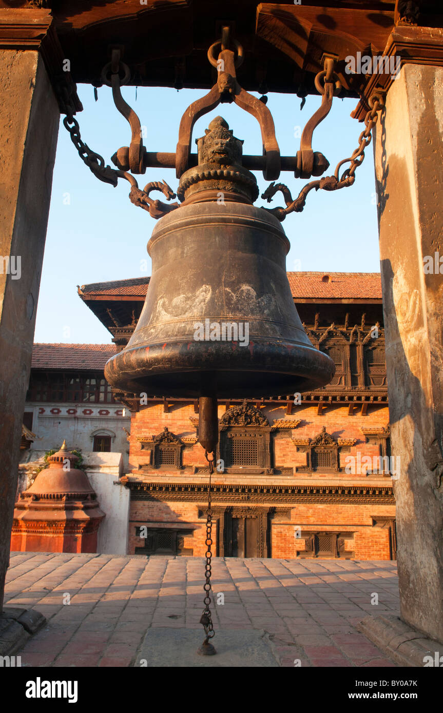 The giant Taleju Bell in Durbar Square in ancient Bhaktapur, near Kathmandu, Nepal Stock Photo