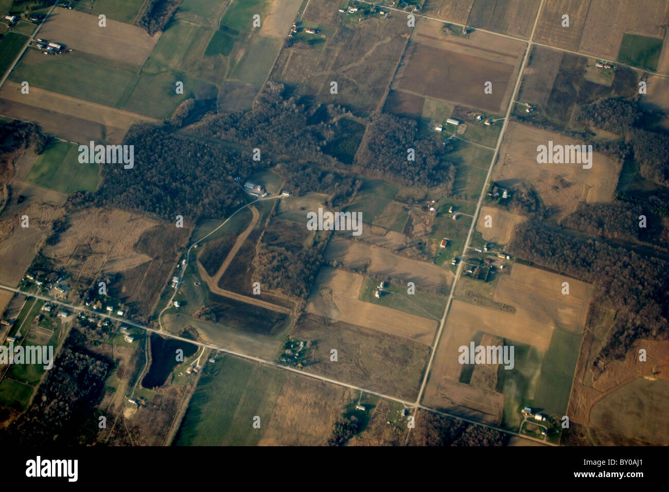 Iowa farm aerial hires stock photography and images Alamy