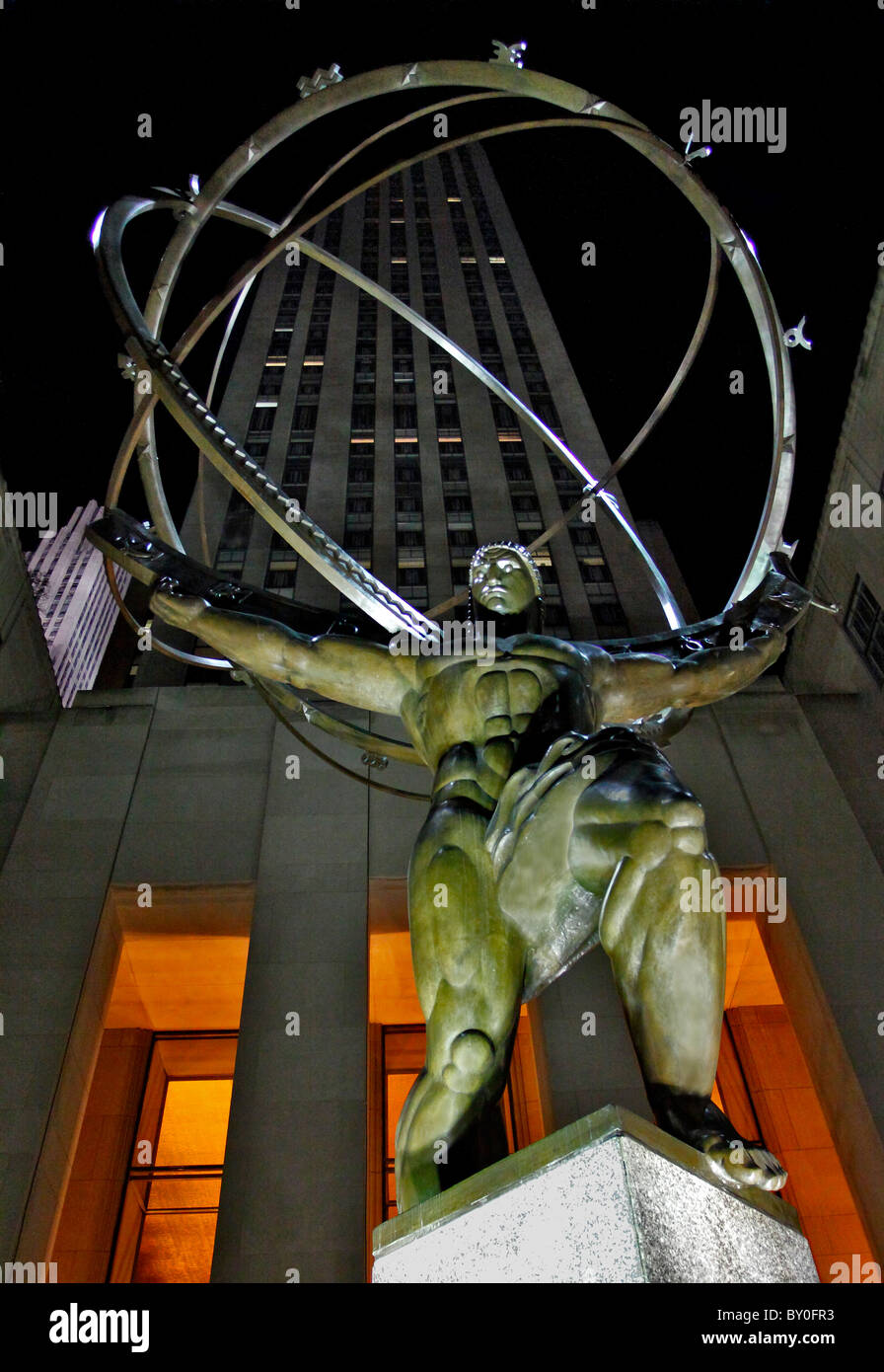 Atlas statue at Rockefeller Center, New York City Stock Photo Alamy