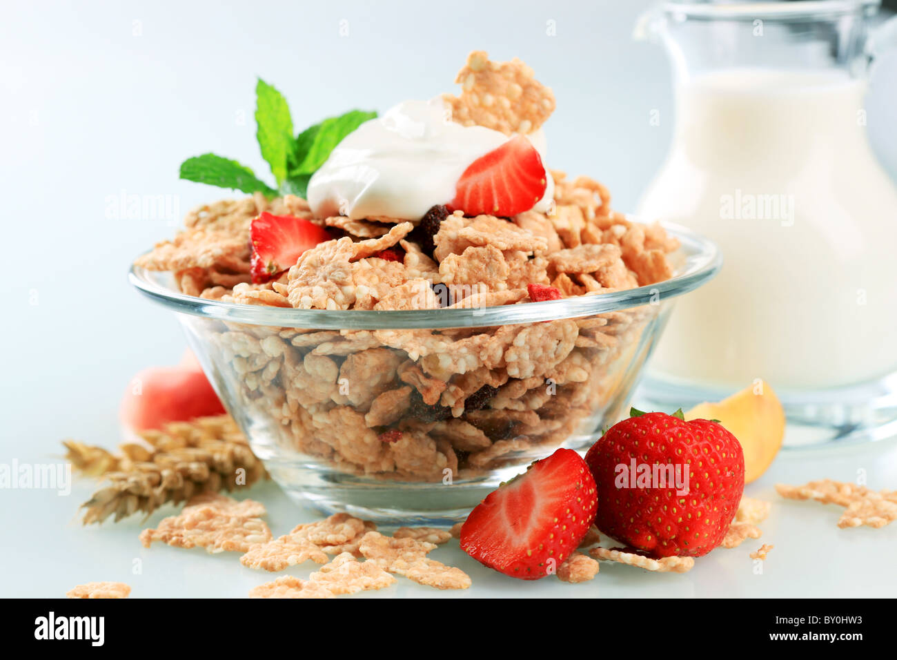 Bowl Of Breakfast Cereal Stock Photo Alamy Bowl Of Breakfast Cereal Stock Photo Alamy