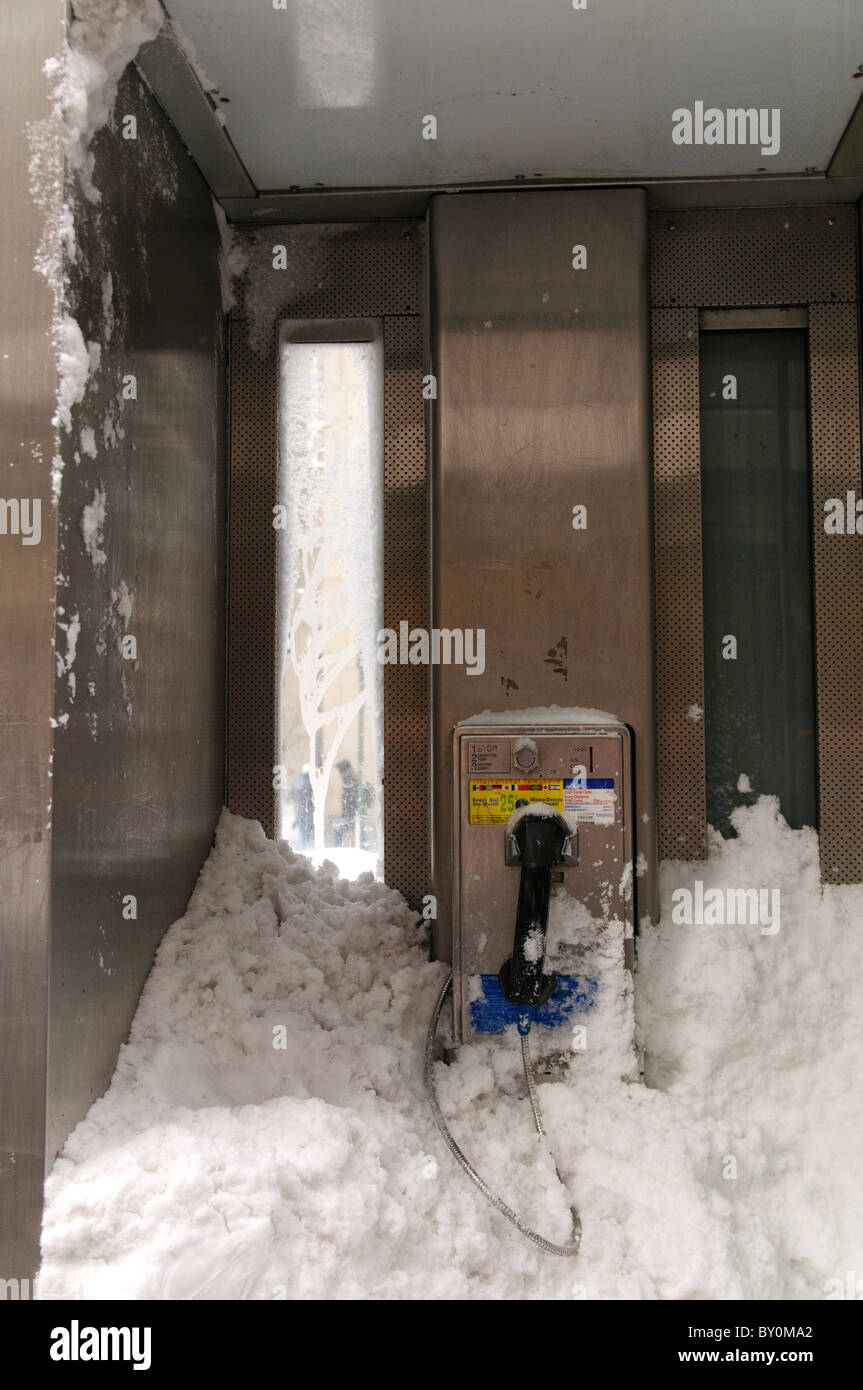 Snow Storm, December 26, 2010, New York City, 5th Avenue, 59th Street vicinity, Manhattan Stock Photo