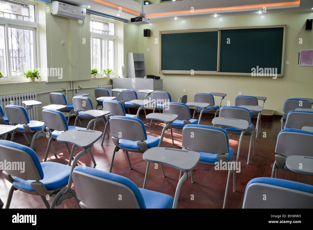 Elementary school classroom in China Stock Photo