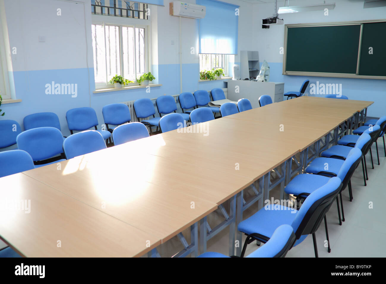 Elementary school classroom in China Stock Photo Alamy