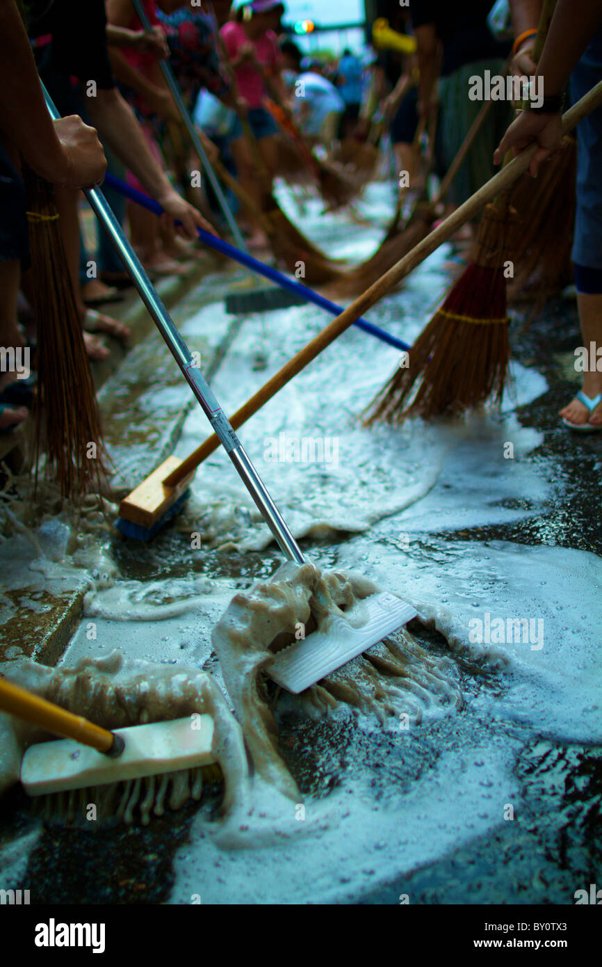 cleaning bangkok streets after two months of preotest Stock Photo Alamy