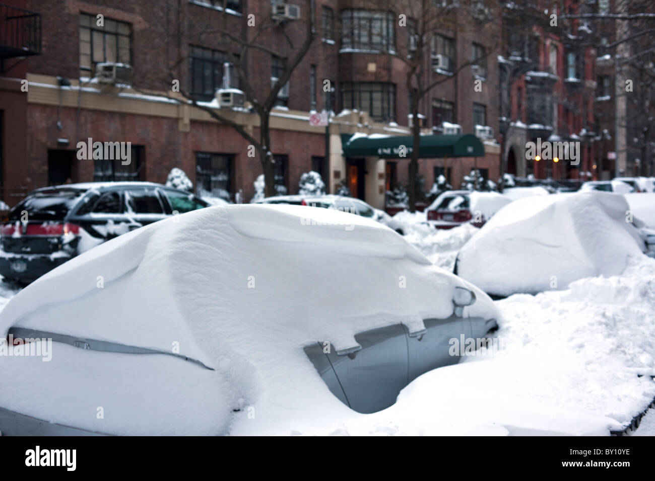 New york city snow streets hi-res stock photography and images - Alamy