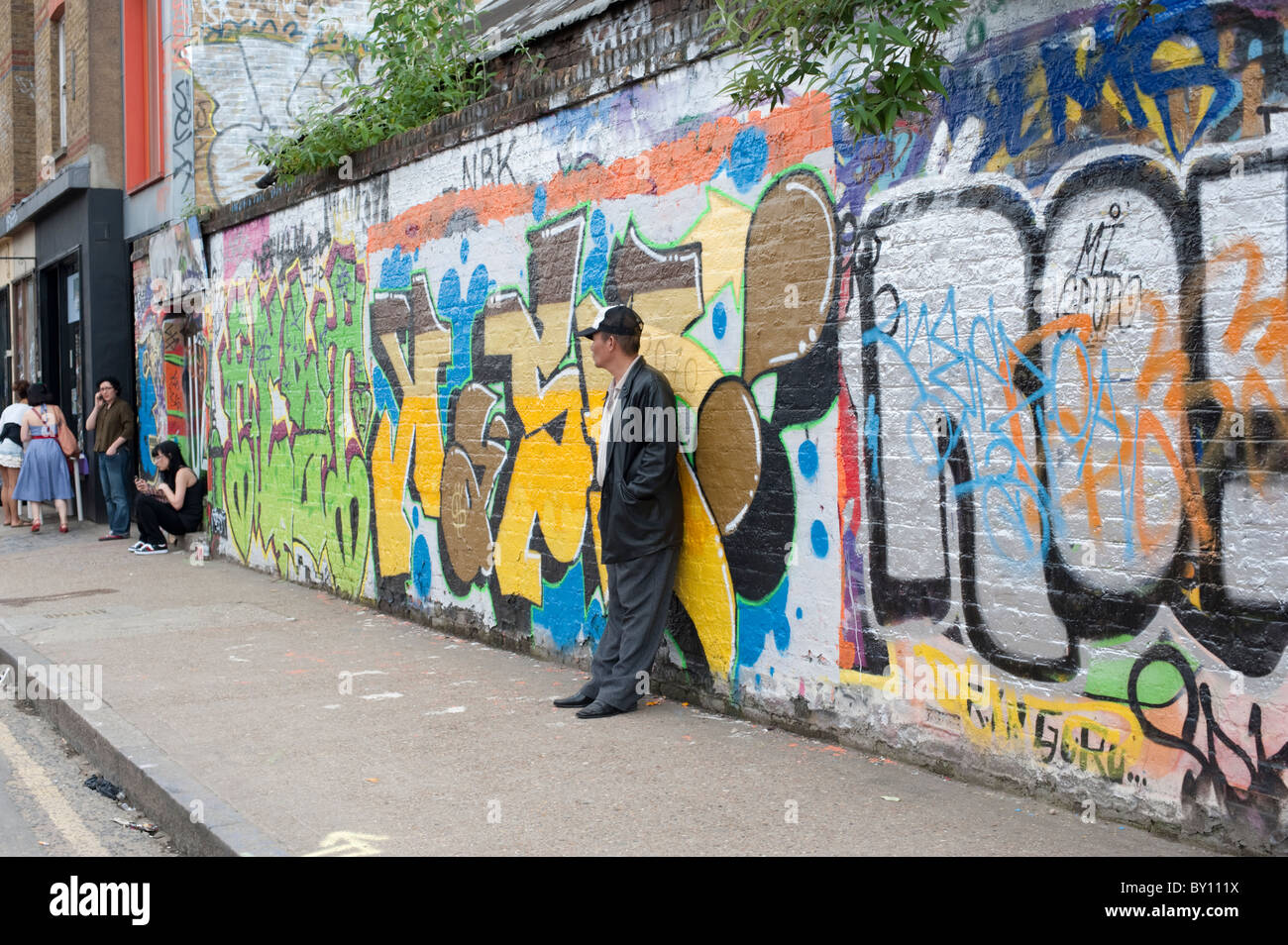 Graffiti covered tower hi-res stock photography and images - Alamy