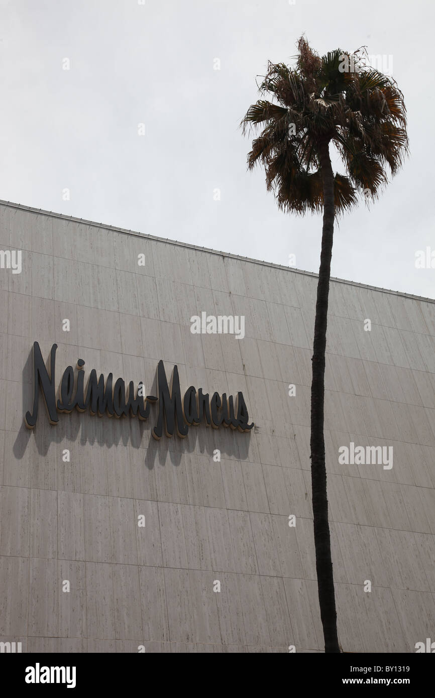 Neiman marcus beverly hills hi-res stock photography and images - Alamy