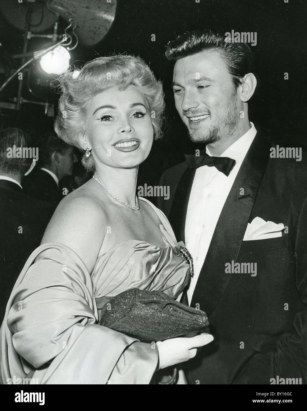 ZSA ZSA GABOR Hungarian-American film actress with British actor Laurence Harvey about 1959 Stock Photo