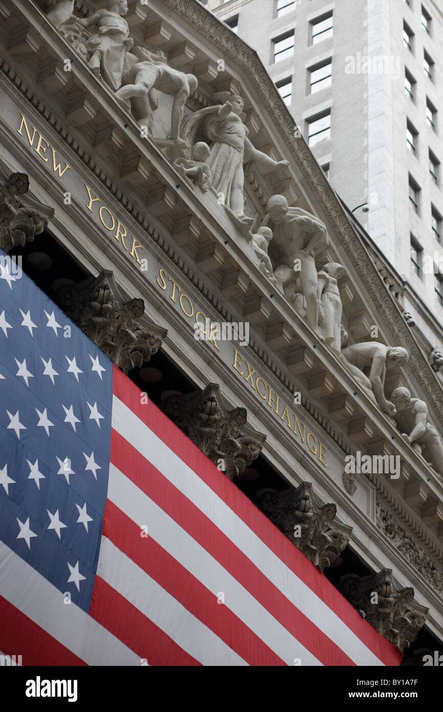 Gable and flag on NYSE, New York City, United States of America Stock Photo