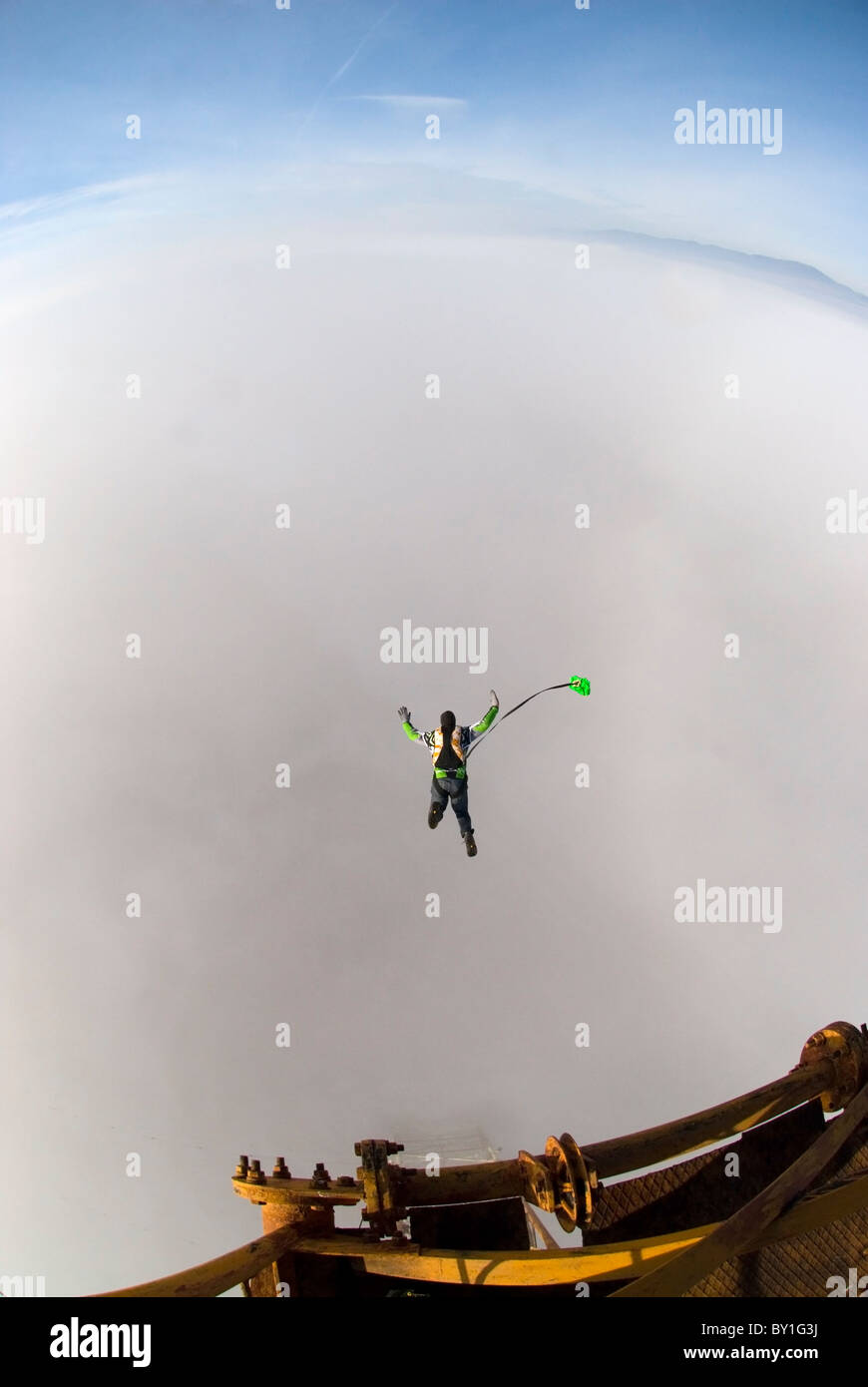 Base jumping antenna hires stock photography and images Alamy