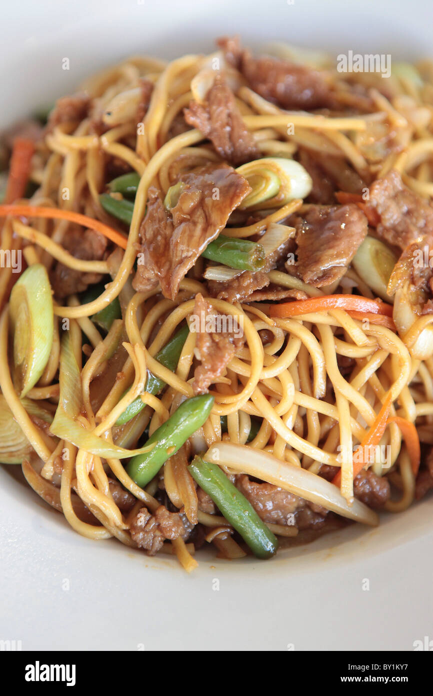 Stir fried beef noodles Stock Photo - Alamy