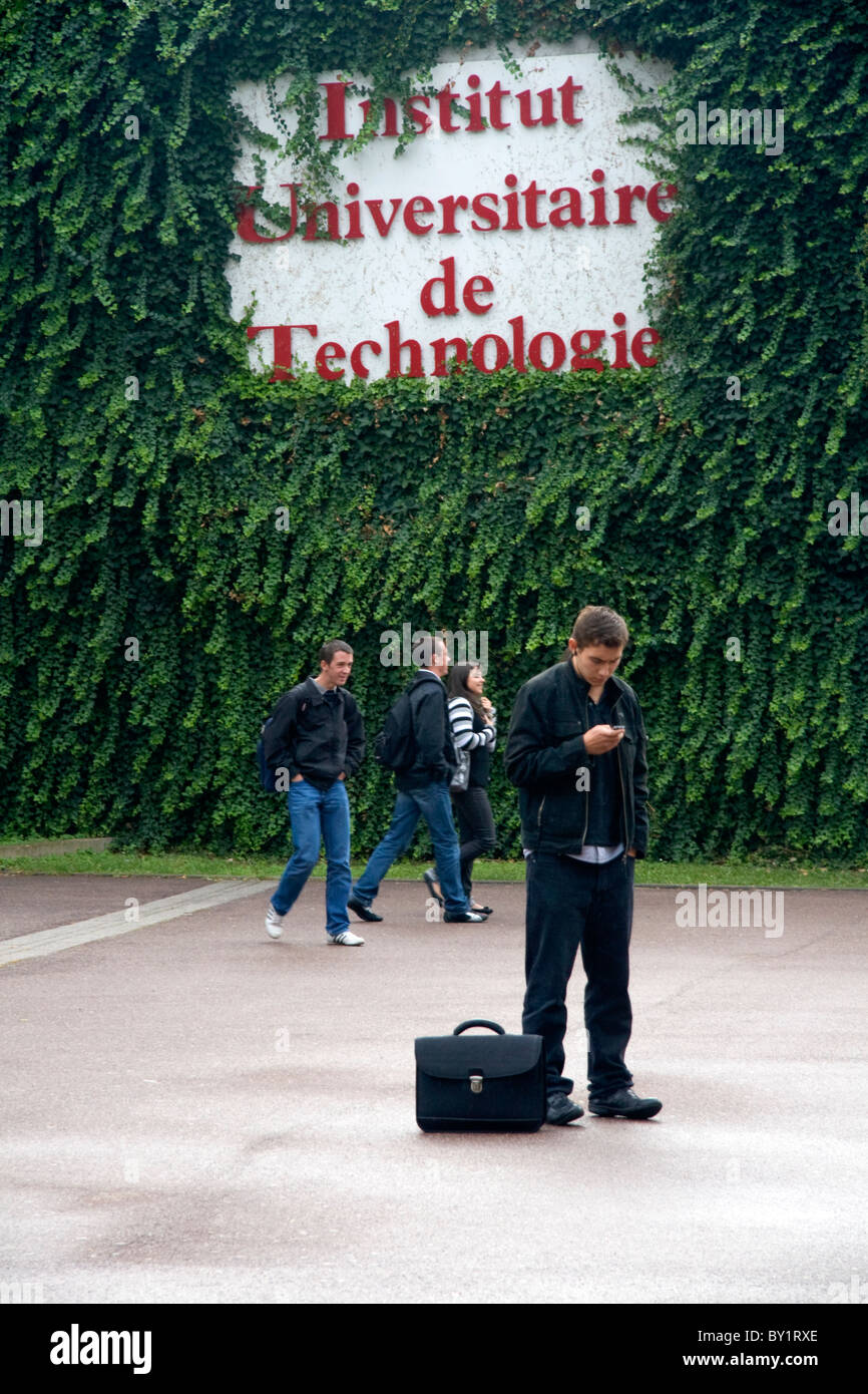 Students outside of the Paul Verlaine Univeristy technology building in Metz, France. Stock Photo