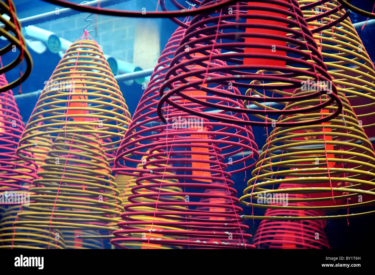 Spirals of incense burning in a Hong Kong temple Stock Photo Alamy