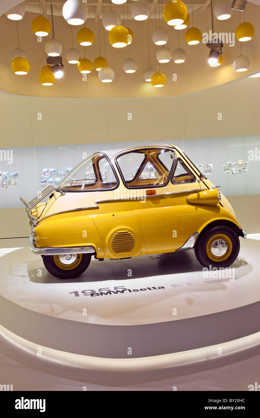 Miniature BMW Isetta 1955 1/12 Premium ClassiXXs Anniversaire Édition Limitée
