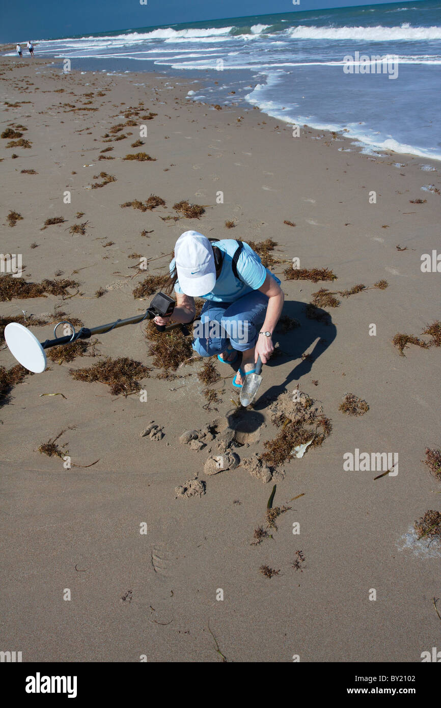 Woman with metal detector hires stock photography and images Alamy