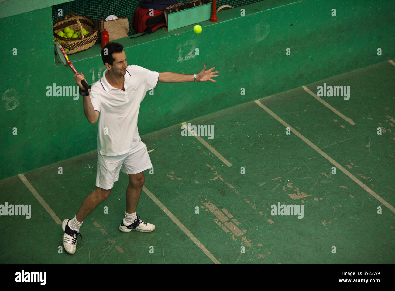 France, Aquitaine, Pau. The ancient game of real tennis in progress on the  old court at Pau. Real tennis, or jeu de paume, is Stock Photo - Alamy
