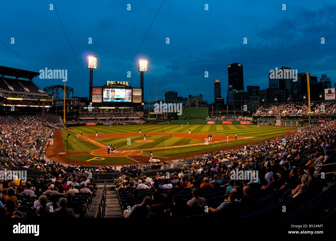 Pittsburgh pirates stadium hi-res stock photography and images - Alamy