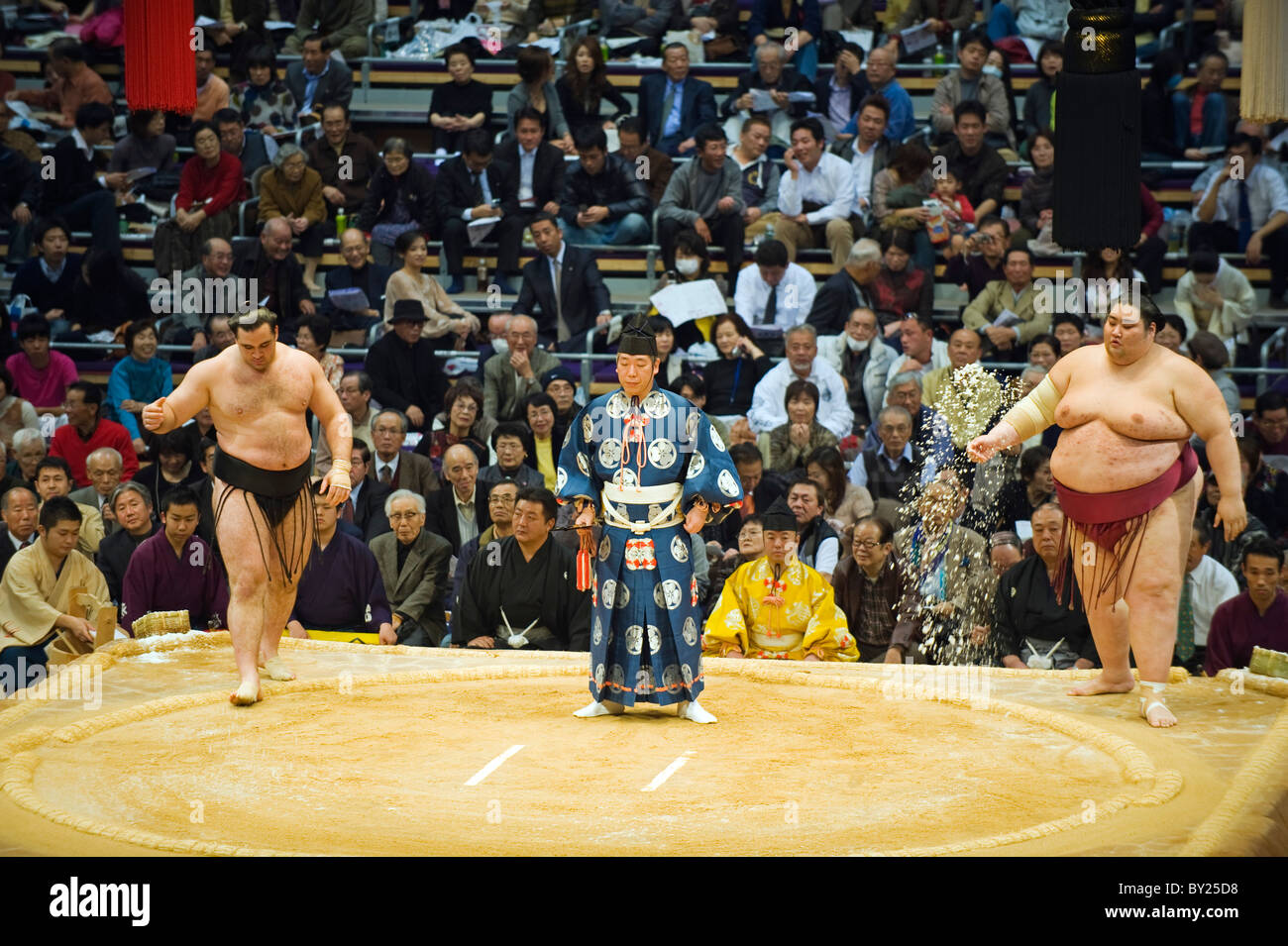 Fukuoka sumo hi-res stock photography and images - Alamy