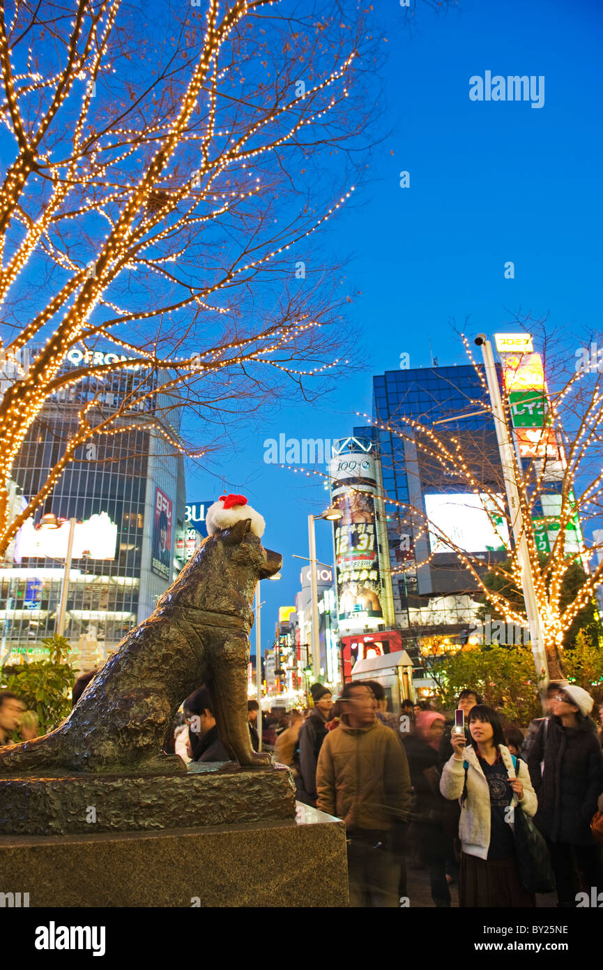 Asia, Japan, Tokyo, Shibuya ward, Hachiko dog meeting point, Christmas  lights Stock Photo - Alamy