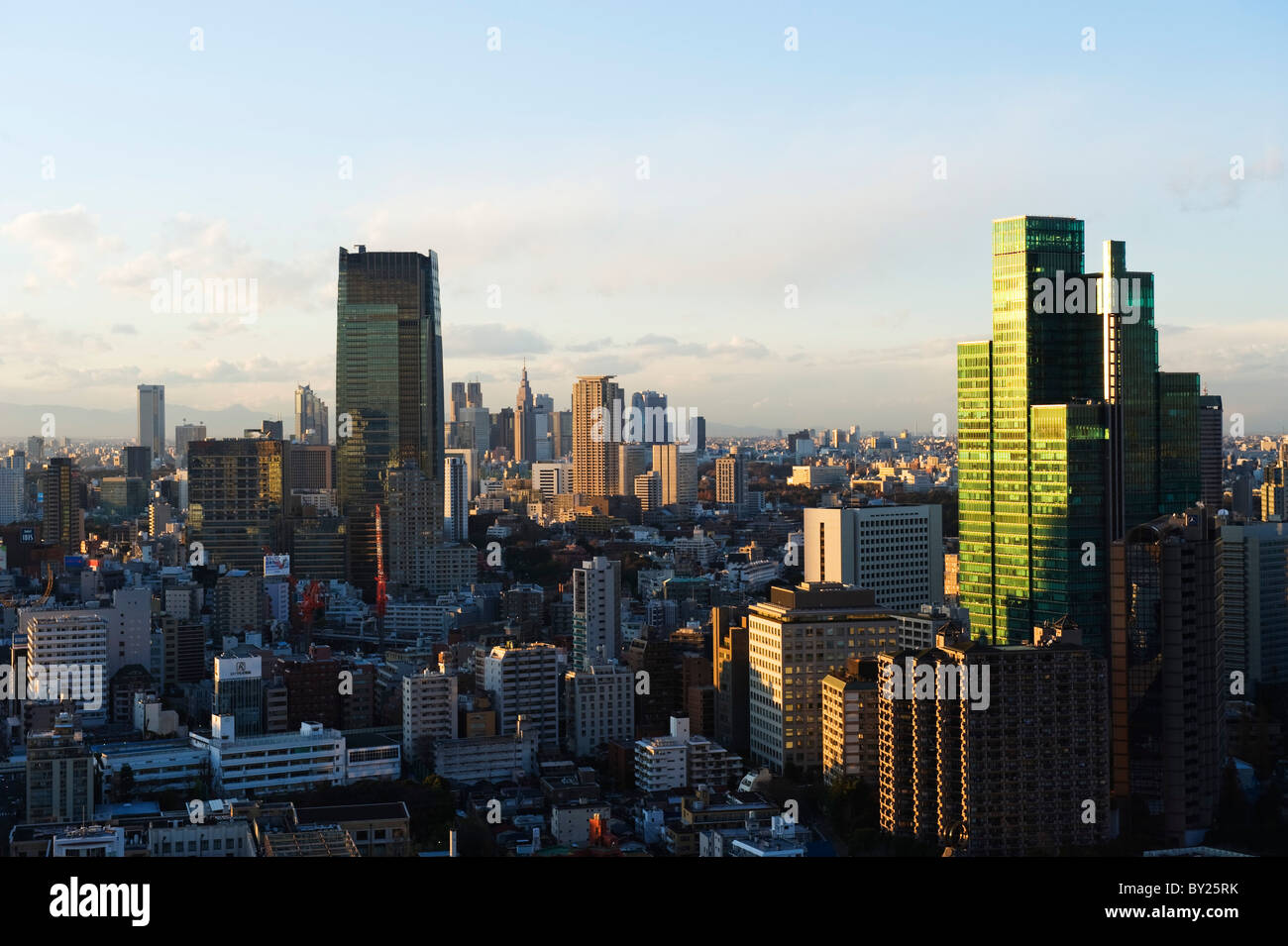 Tokyo tower and city skyline hi-res stock photography and images - Alamy