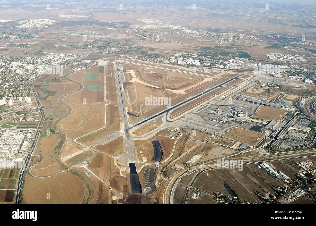 runway approach shot Ben Gurion International Airport (IATA TLV, ICAO