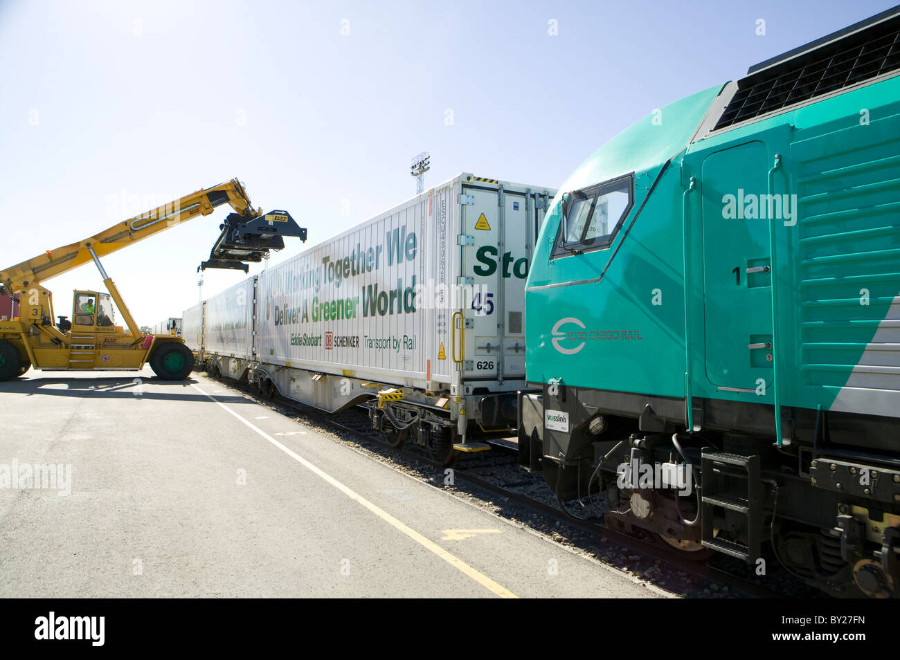 train railway Spain transport merchandise locomotive tren mercancias ...
