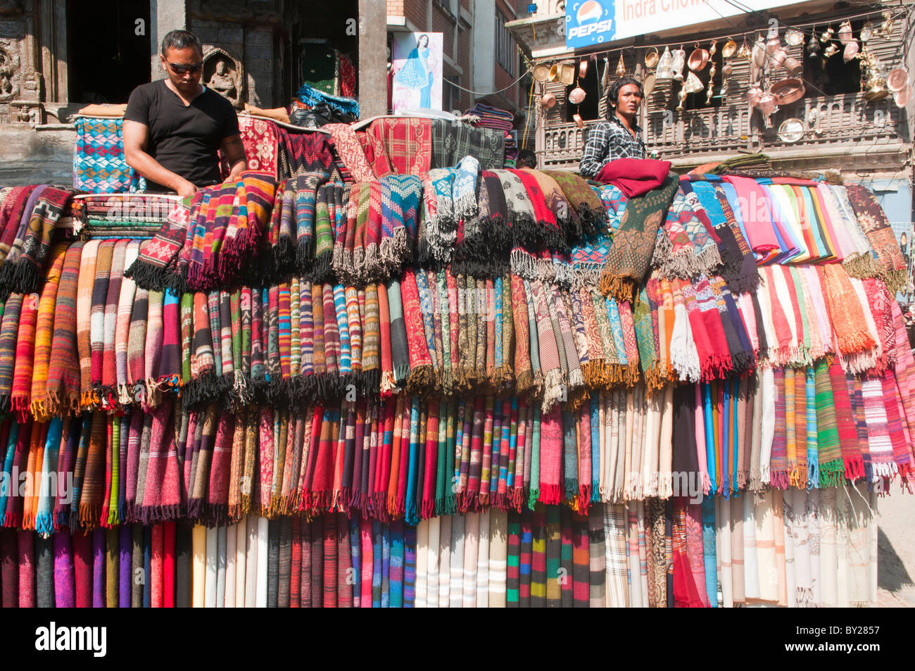 shawls and scarves for sale in Kathmandu, Nepal Stock Photo