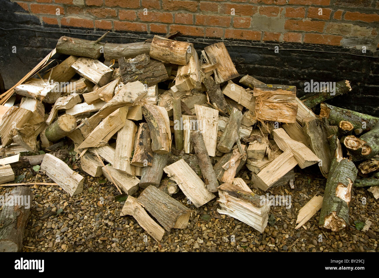 Log pile house hires stock photography and images Alamy