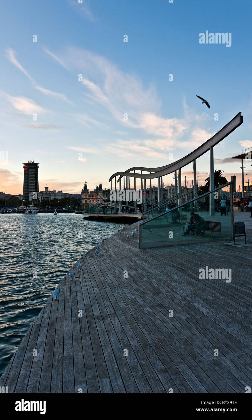 Maremagnum shopping center and Rambla de mar promeneade, Port vell, Barcelona, Spain Stock Photo