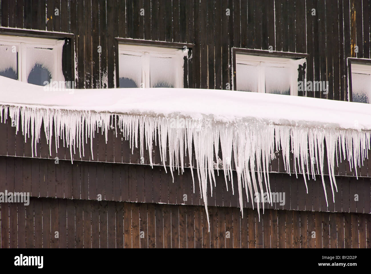 Eiszapfen am Haus - icicle on house 01 Stock Photo