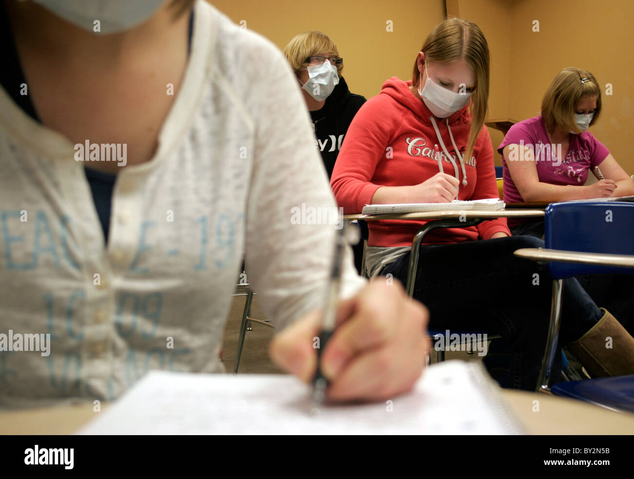 Students in masks to prevent Swine Flu, Nashville, Tennessee. Stock Photo