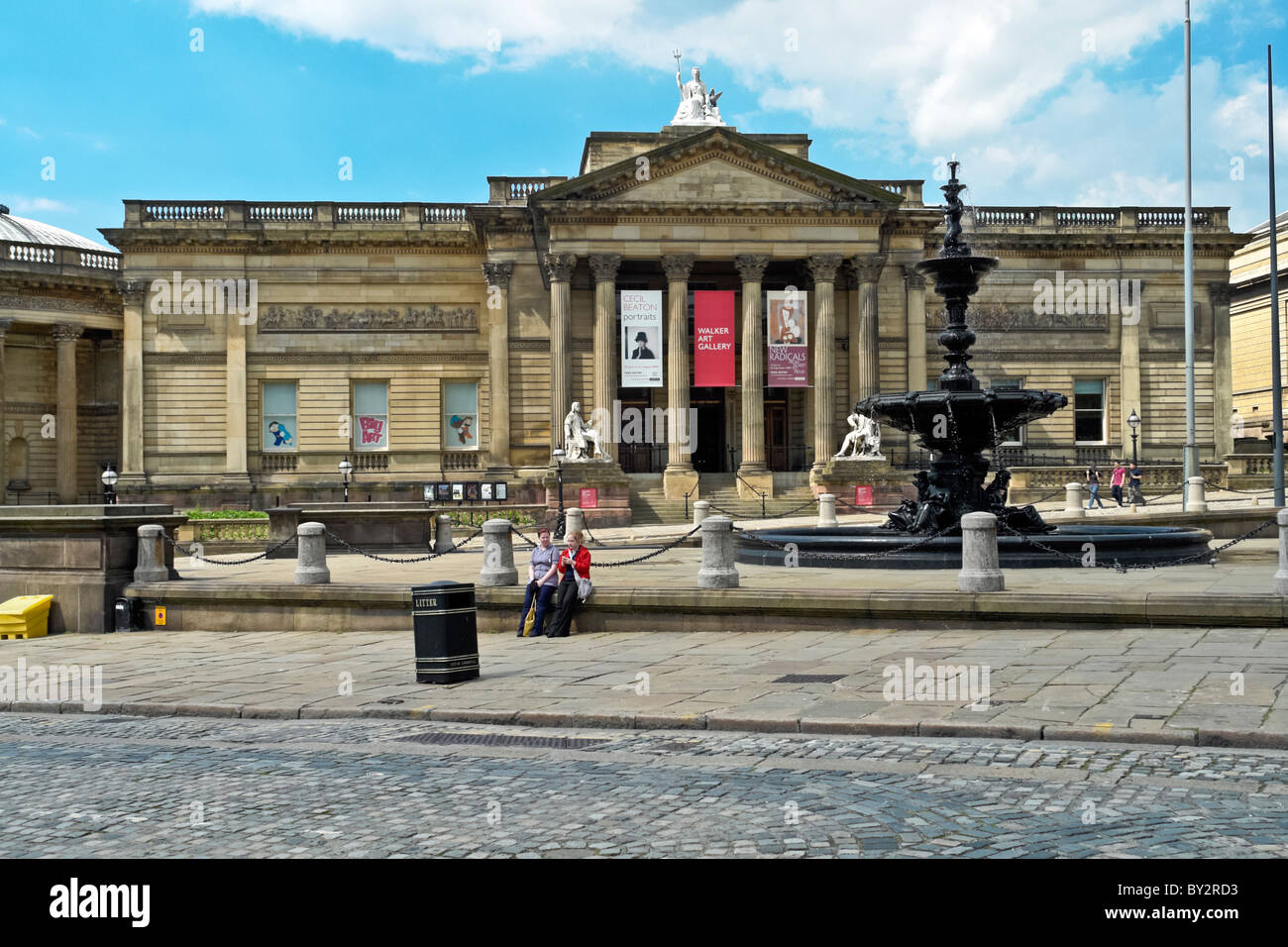 Liverpool Museums Walker Art Gallery in Liverpool Stock Photo Alamy