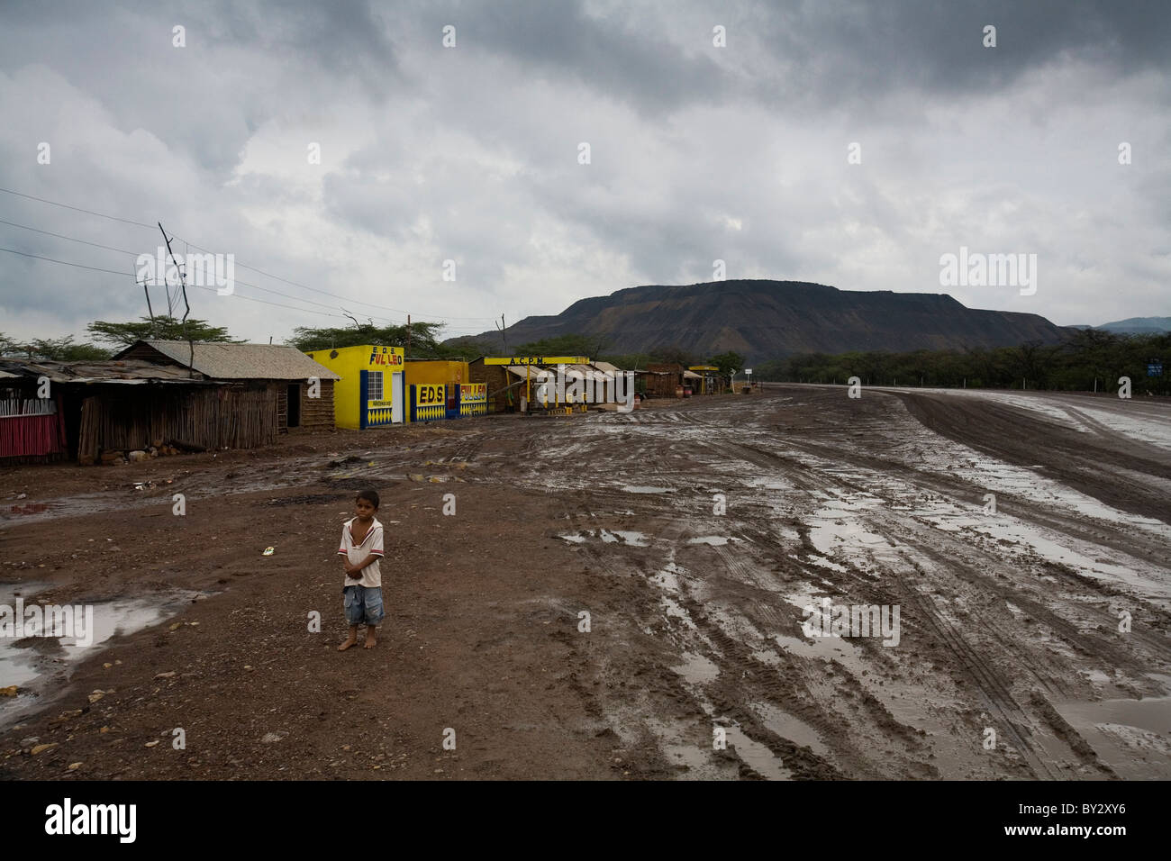 June 2008 Colombia  -child near the open cast coal mine of Cerejon - among the largest in the world. Stock Photo