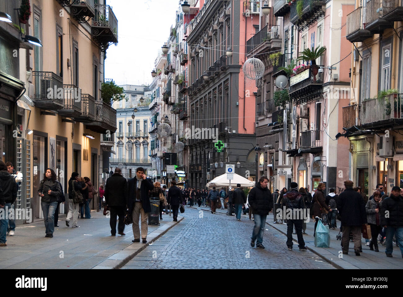 Naples shopping district hi-res stock photography and images - Alamy