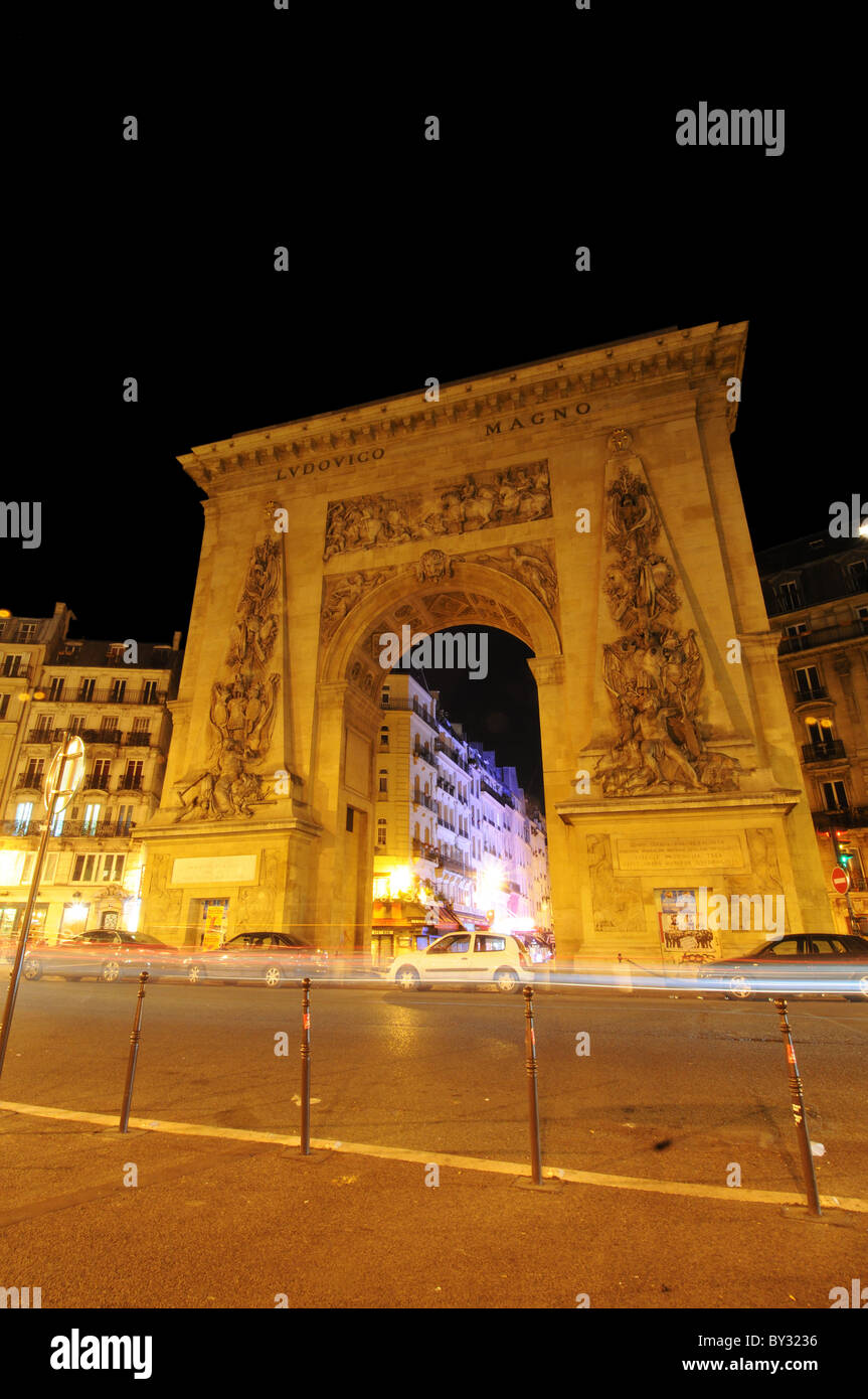 Porte paris hi-res stock photography and images - Alamy