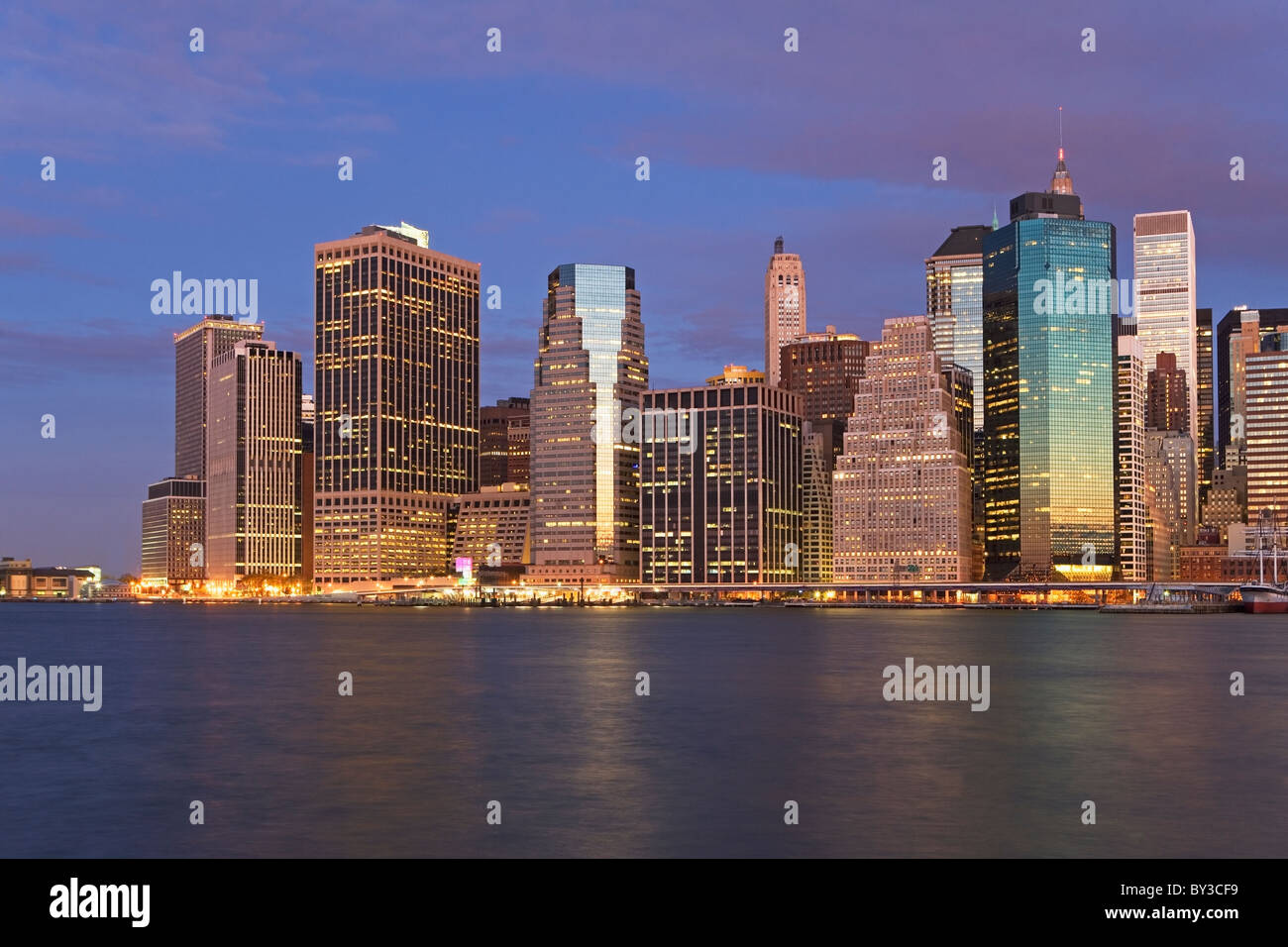 USA, New York City, Manhattan skyline at dusk Stock Photo - Alamy