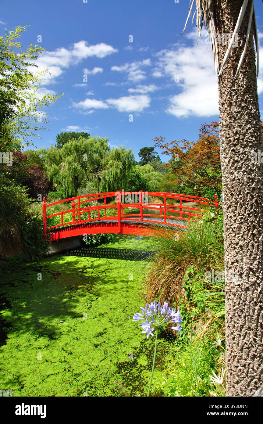 Lilly Pond At Pegasus Bay Winery And Restaurant Waipara North