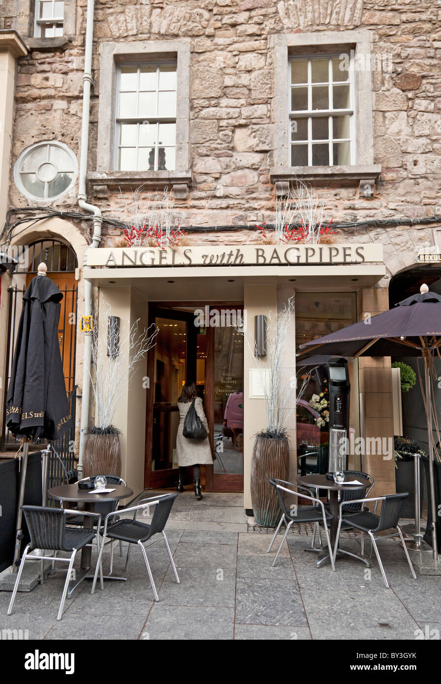 Angels with bagpipes hires stock photography and images Alamy