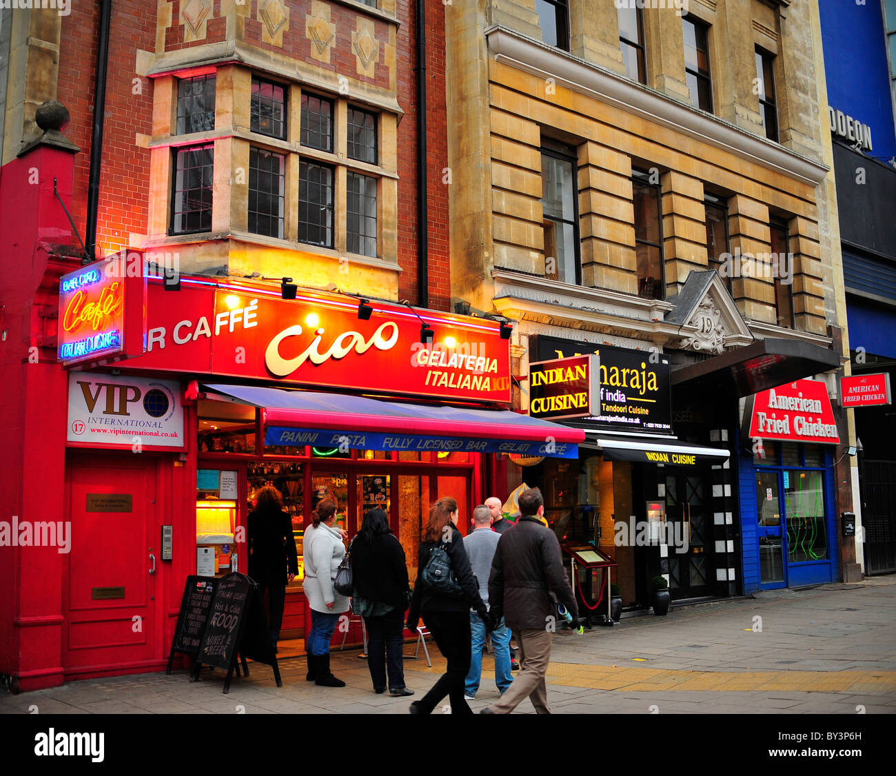 Ciao hi-res stock photography and images - Alamy