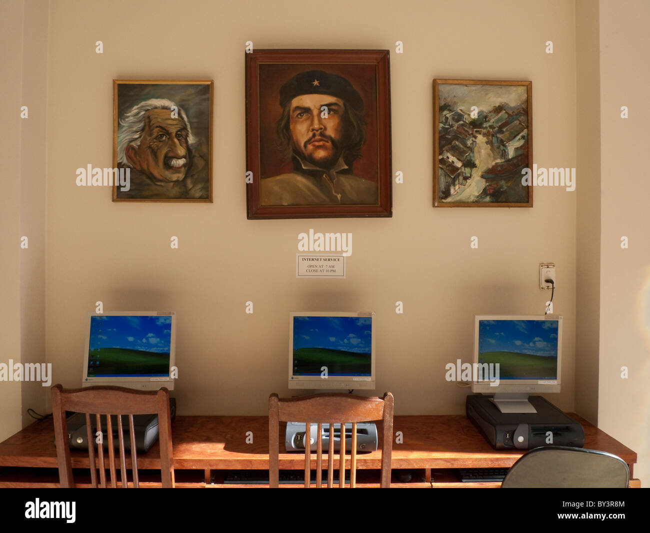 A painting of 'Ernesto Che Guevara' decorates the wall of a hotel in Dalat, Vietnam Stock Photo