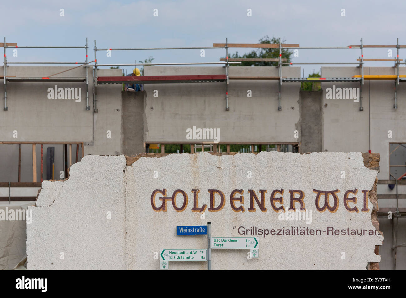 RUINS OF TAVERN GOLDENER WEIN, BUILDING SITE, WINE ROUTE, DEIDESHEIM, PFALZ, RHINELAND-PALATINATE, GERMANY Stock Photo