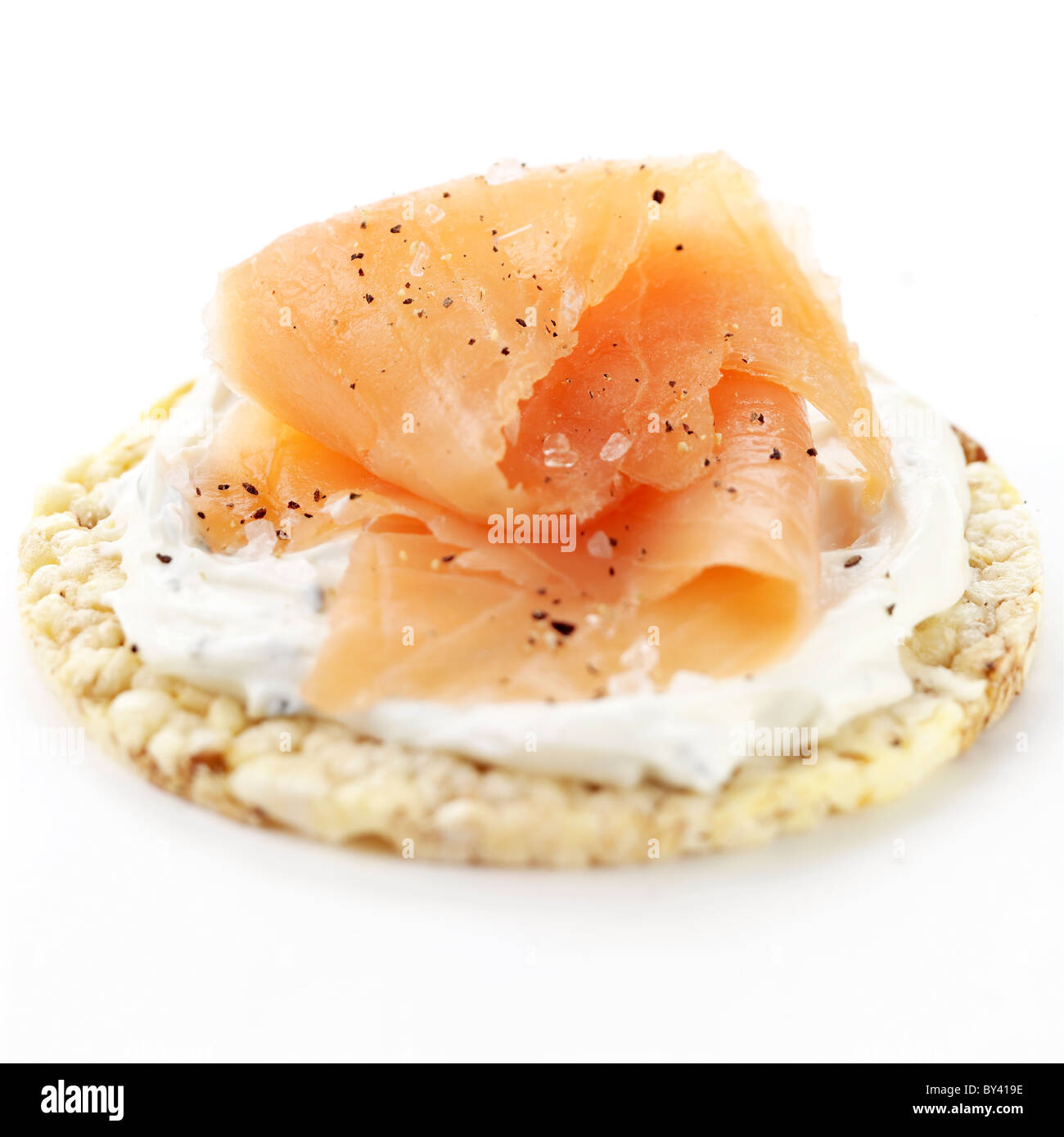Smoked salmon and cream cheese on rice crackers Stock Photo Alamy