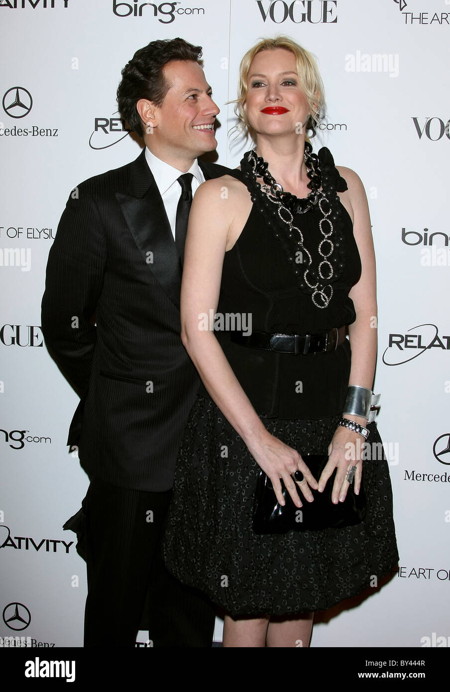 IOAN GRUFFUDD ALICE EVANS THE ART OF ELYSIUM 4TH ANNUAL BLACK TIE(00)