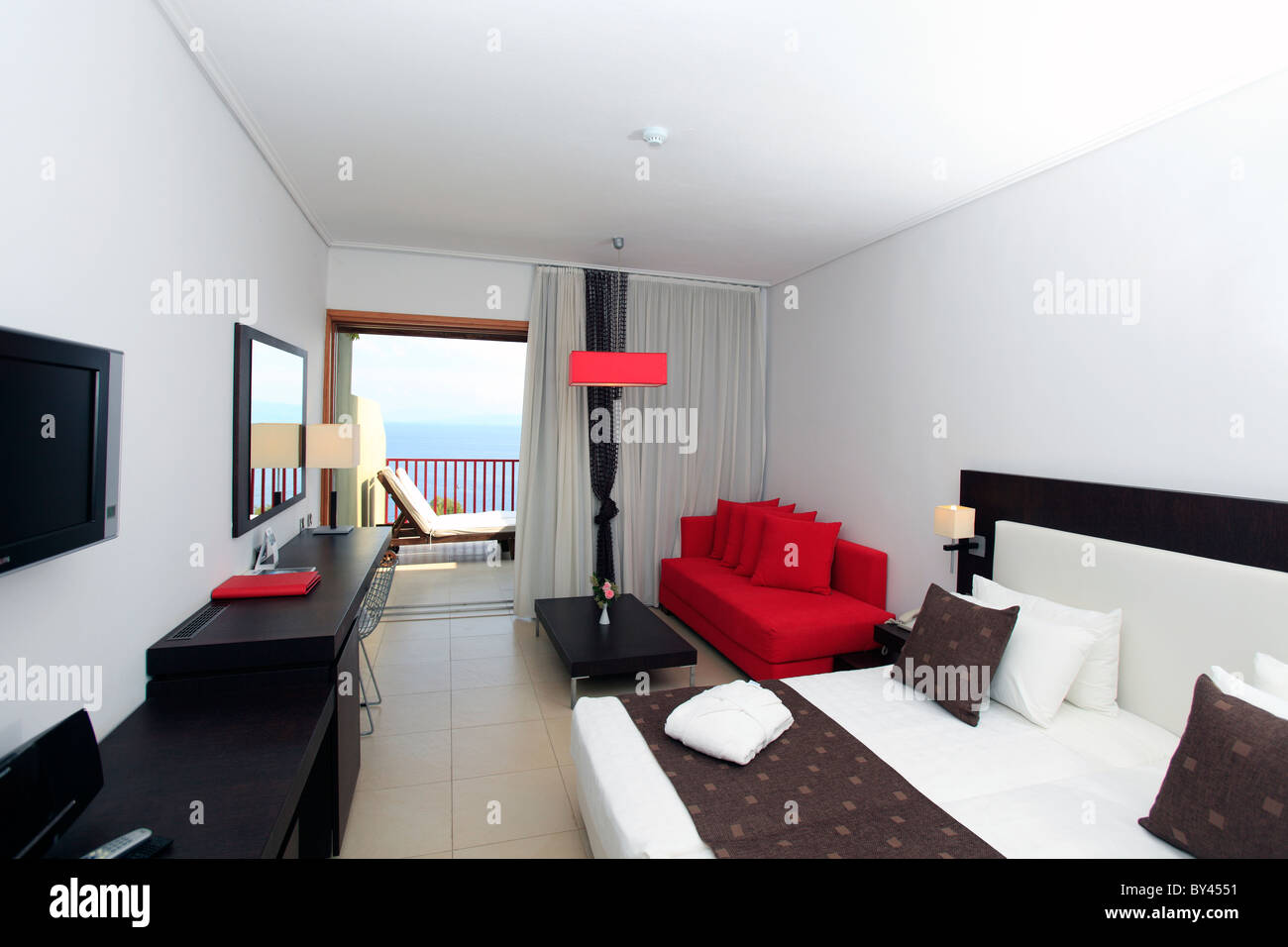 GREECE SPORADES SKIATHOS ISLAND A BEDROOM AT THE SKIATHOS PALACE HOTEL Stock Photo