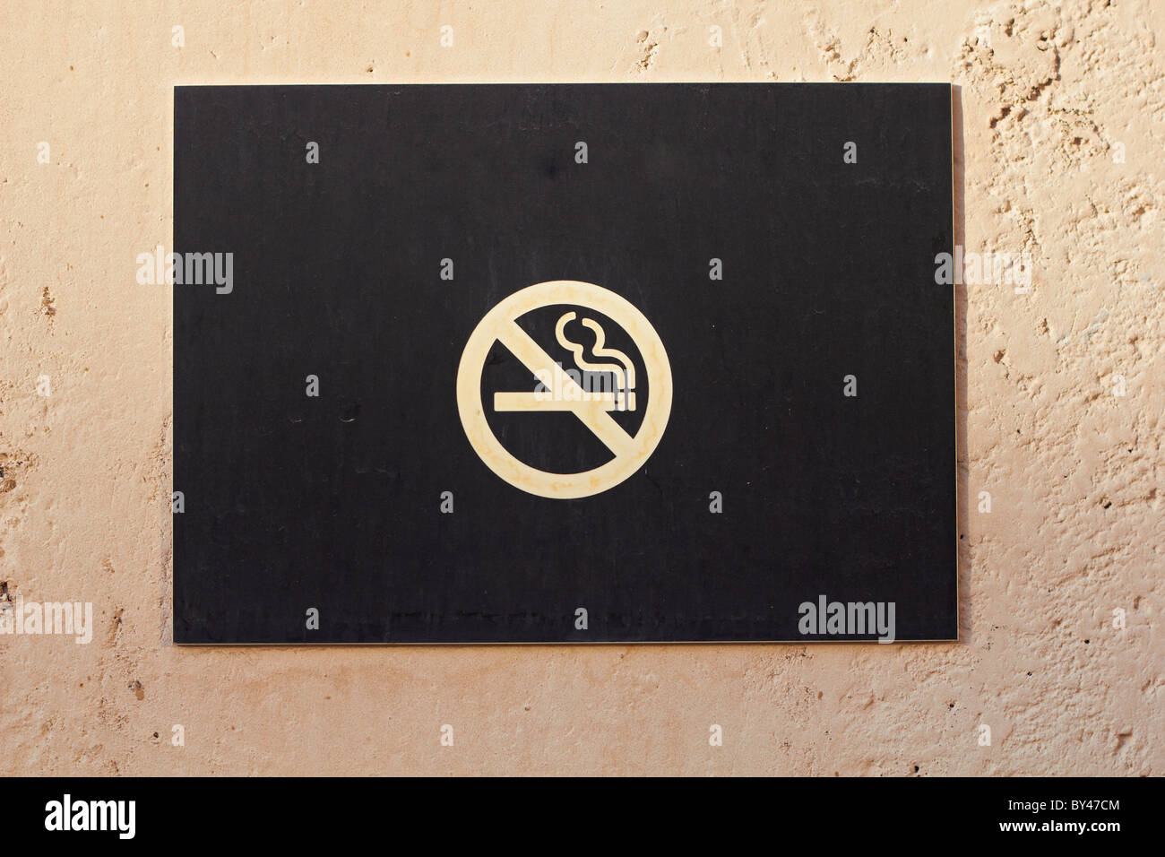 No smoking warning board on wall Stock Photo Alamy