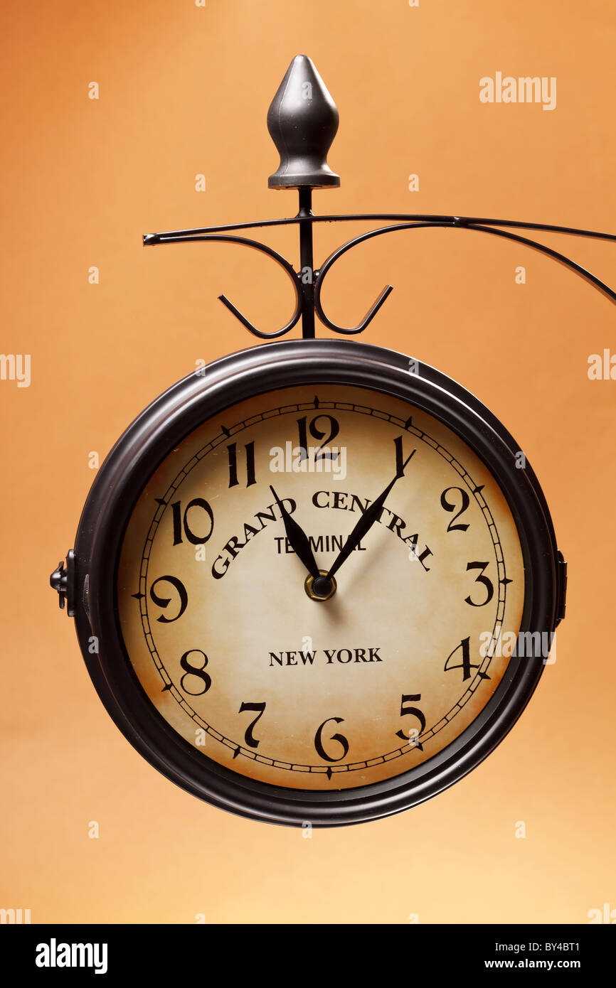 clock of grand central station Stock Photo Alamy