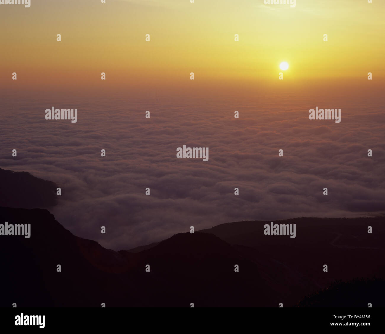 Image sun rising over hi-res stock photography and images - Alamy